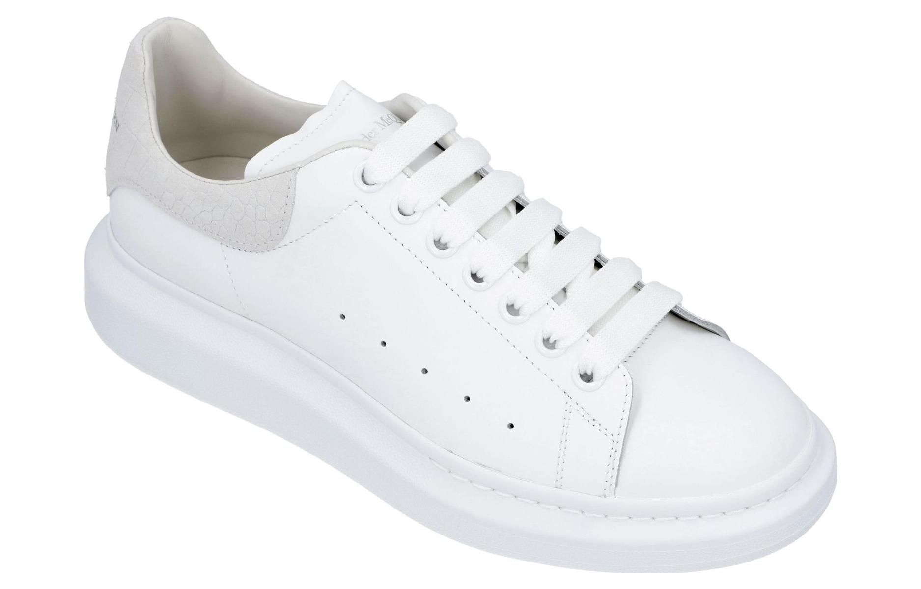 Lookbook 알렉산더 맥퀸 오버사이즈 스니커즈 '아이보리 크로커' 625162WHZ4K9068