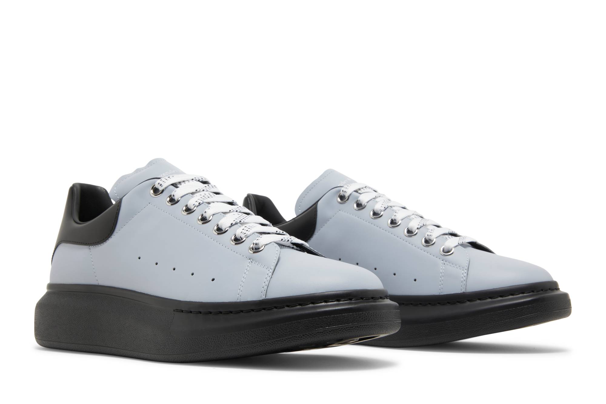 Alexander McQueen Oversized Sneaker 'Light Blue Black' 圖 8
