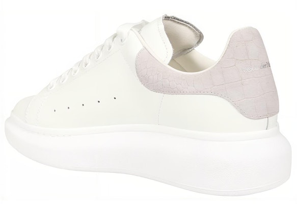 Alexander McQueen Sepatu Oversized 'Abu-abu Buaya' 625162-WHZ4K-9419 Shop Alexander McQueen Sepatu Oversized 'Abu-abu Buaya' 625162-WHZ4K-9419