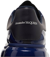 Alexander McQueen Oversized Sneaker 'Lux Gloss - Navy' Sepatu Mengkilap 727405W4RY14203 Sizing Alexander McQueen Oversized Sneaker 'Lux Gloss - Navy' Sepatu Mengkilap 727405W4RY14203