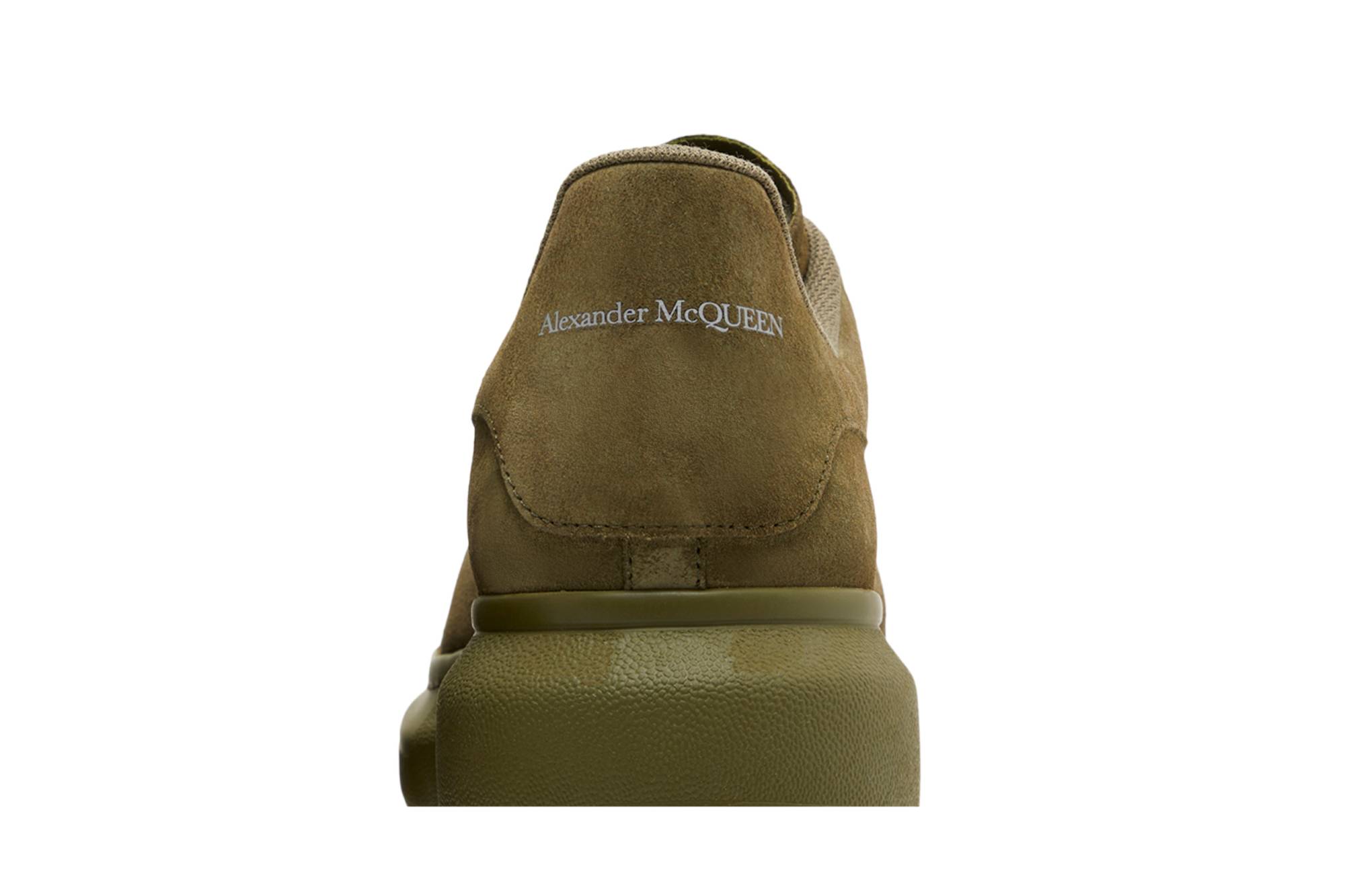 Sizing 亚历山大·麦昆厚底运动鞋“军绿色” 688520-WIA5L-3329