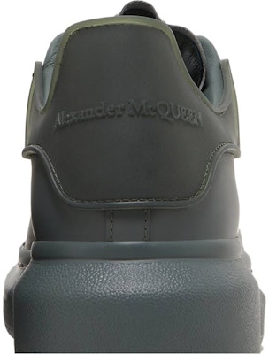 Zapatillas Alexander McQueen Oversized 'Nuevo Caqui'. 727394-WICGT-3762 Sizing Zapatillas Alexander McQueen Oversized 'Nuevo Caqui'. 727394-WICGT-3762