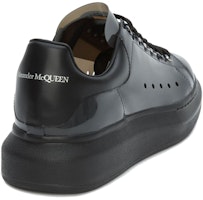 알렉산더 맥퀸 오버사이즈 스니커즈 '스모크' 604221-W4L11-1288 Lookbook 알렉산더 맥퀸 오버사이즈 스니커즈 '스모크' 604221-W4L11-1288