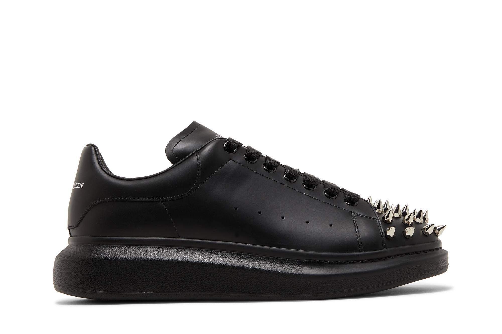 Alexander McQueen Oversized Sneaker 'Studded - Black' 705807-WHTQQ-1081