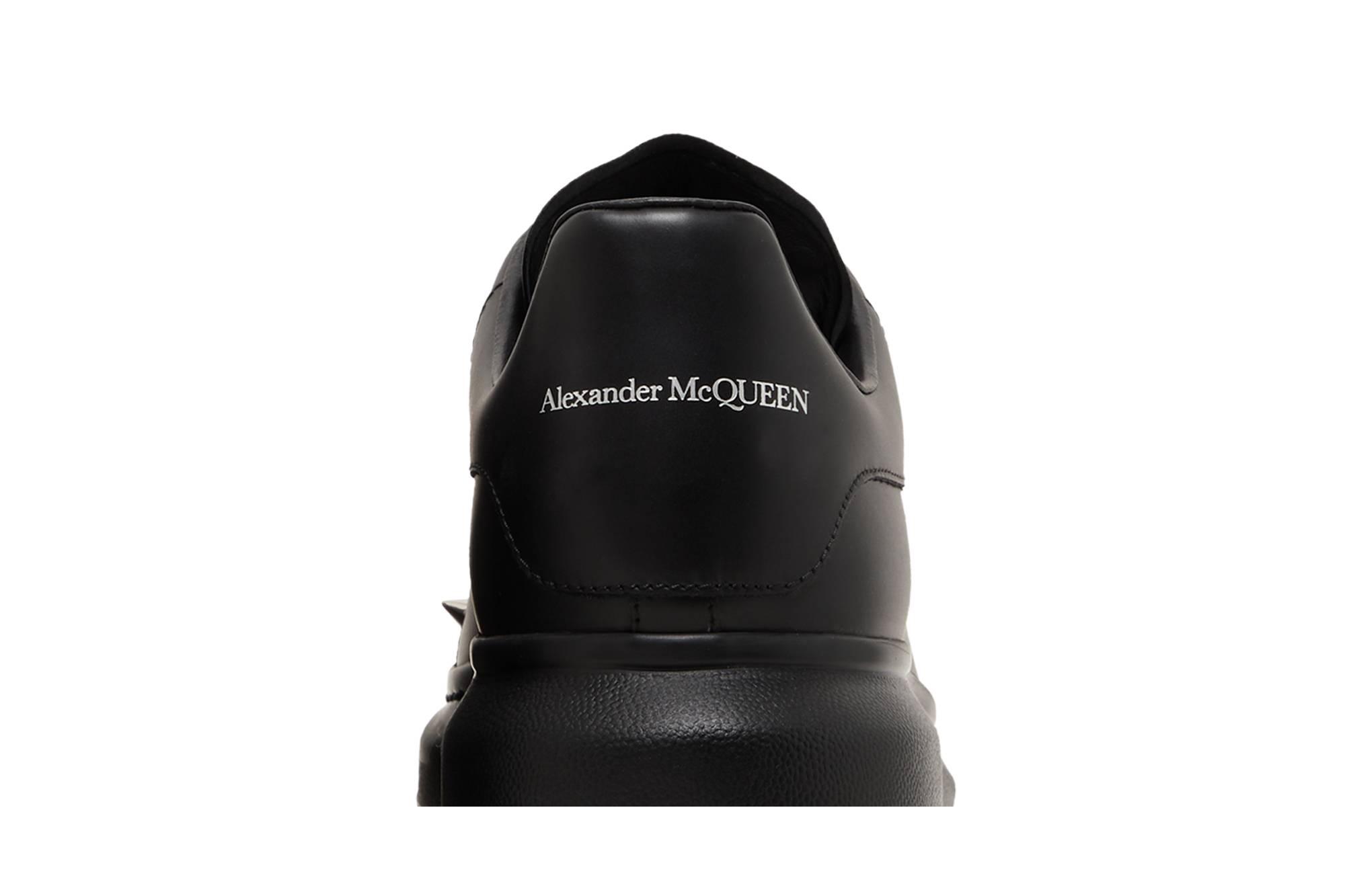Sizing 亚历山大麦昆镶钉黑色厚底运动鞋 705807-WHTQQ-1081