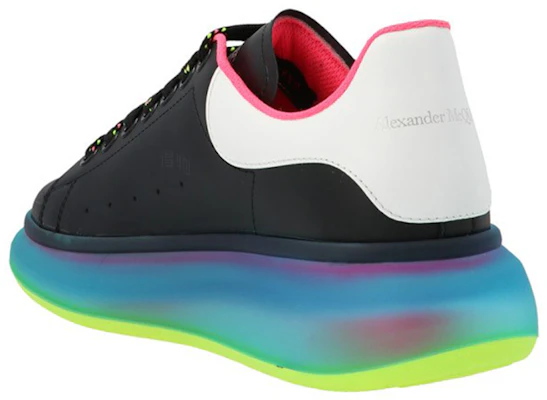 Alexander McQueen Oversized Sneaker 'Sole Transparan - Hitam Gradasi' 662657-WIBN3-1584 Order Alexander McQueen Oversized Sneaker 'Sole Transparan - Hitam Gradasi' 662657-WIBN3-1584