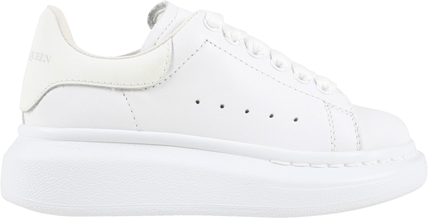 alexander-mc-queen-oversized-sneaker-triple-white-667305-wiah-1-9000