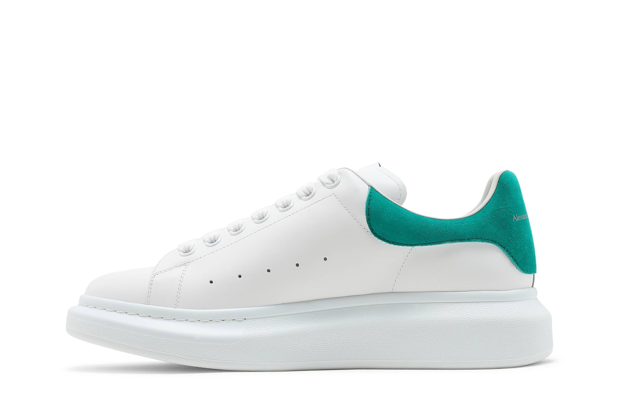 Lookbook 亚历山大·麦昆超大码运动鞋‘白色阿鲁巴蓝’ 553680-WHGP7-9018