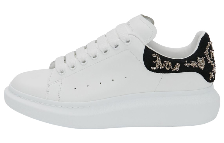 Buy Zapatillas Alexander McQueen Oversized 'Blanco Negro'. 711148WICG99089