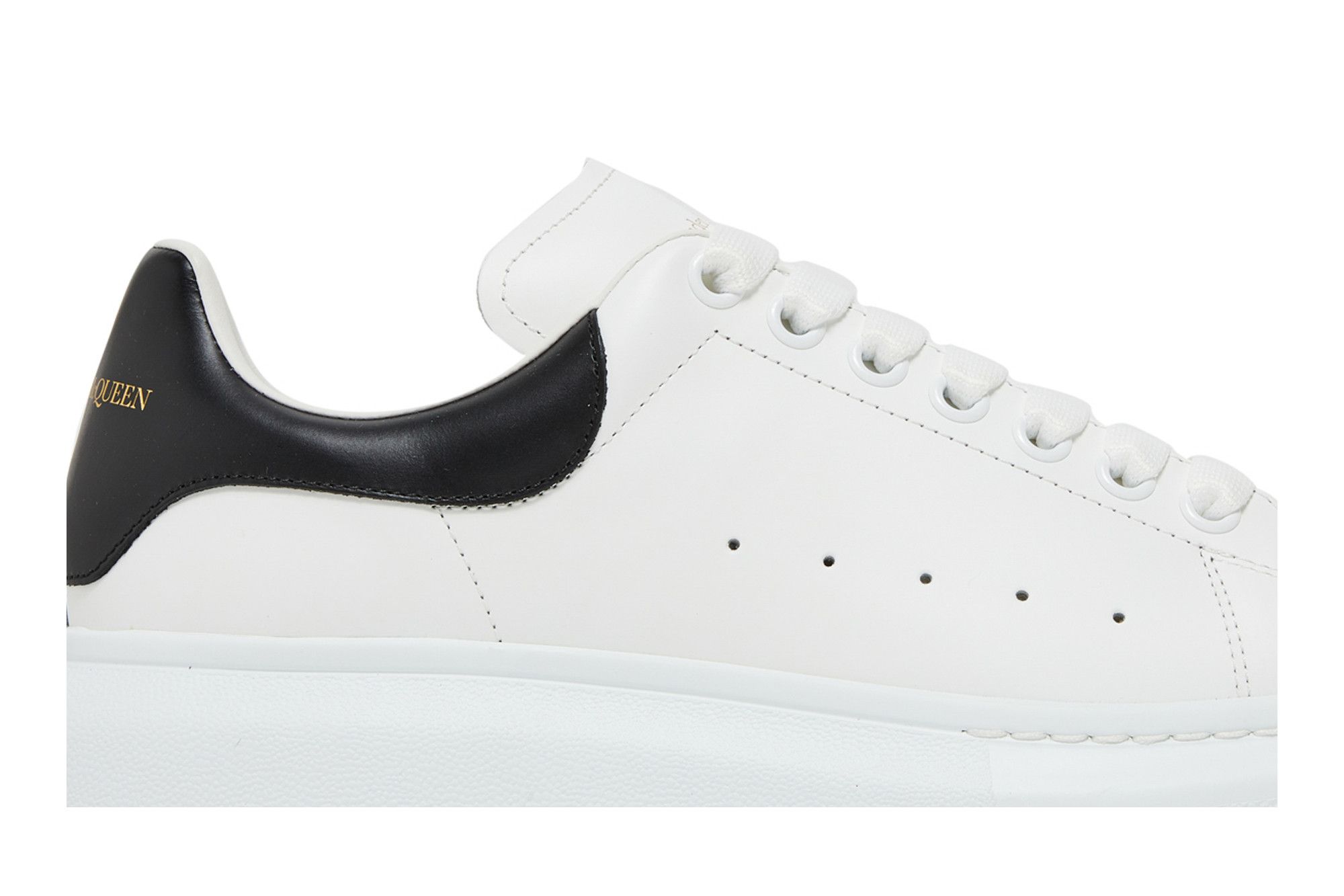 Lookbook Sneaker Alexander McQueen Oversized ''Blanc Noir'' 553680WHGP59061