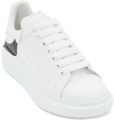 Alexander McQueen Sepatu Oversized 'Putih Hitam' 645863-WHZ4L-9061 Lookbook Alexander McQueen Sepatu Oversized 'Putih Hitam' 645863-WHZ4L-9061