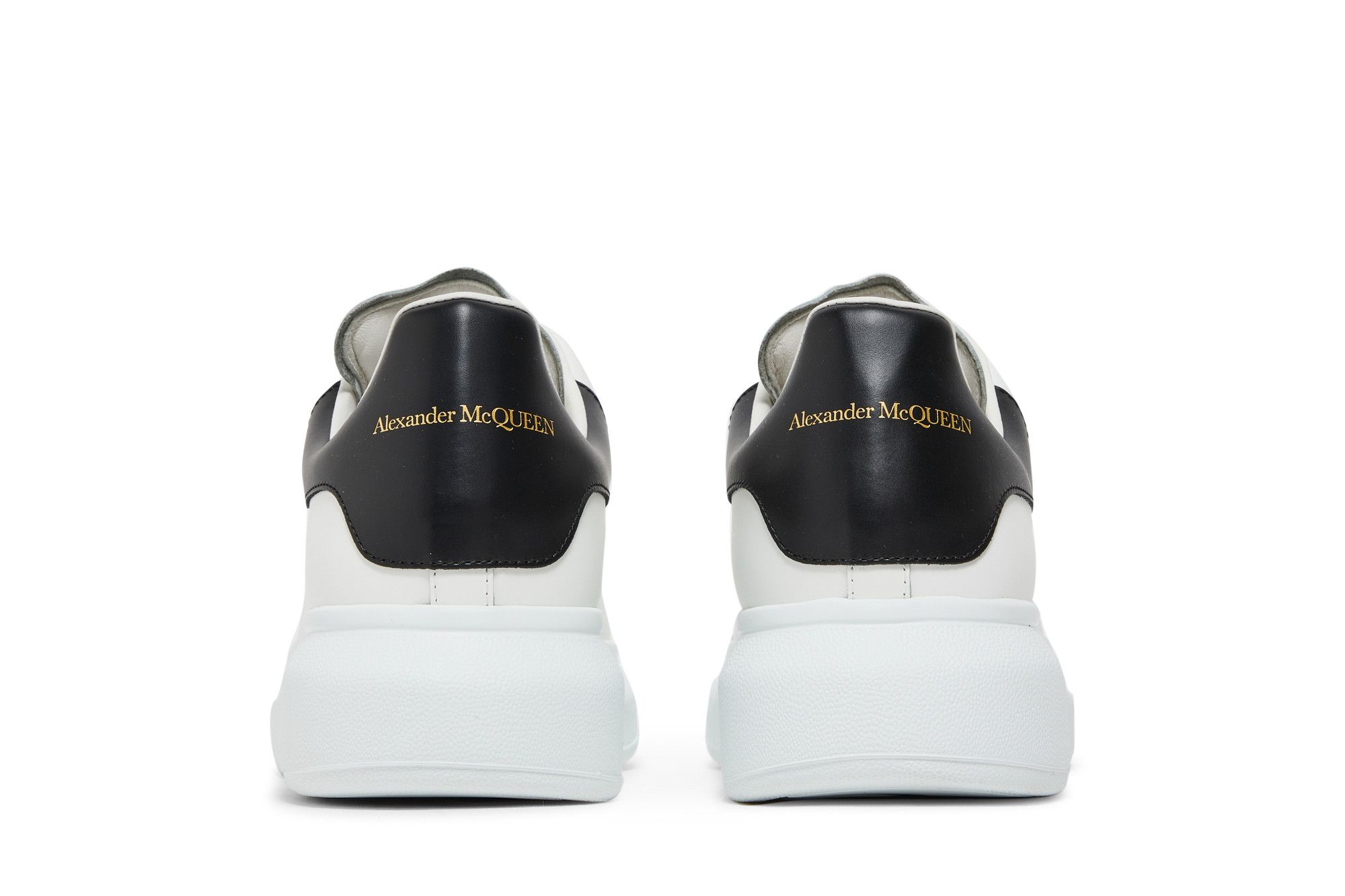 Sizing Sneaker Alexander McQueen Oversized ''Blanc Noir'' 553680WHGP59061