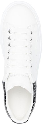 알렉산더 맥퀸 오버사이즈 스니커즈 '화이트 블랙 펀칭 힐' 735769-WICYP-9089 Shop 알렉산더 맥퀸 오버사이즈 스니커즈 '화이트 블랙 펀칭 힐' 735769-WICYP-9089