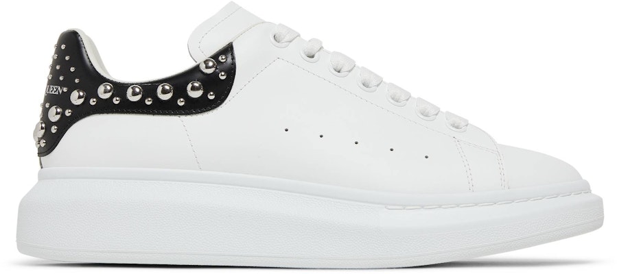 Alexander McQueen Oversized Sneaker 'Putih Hitam Bertaburan Stud' 662643-WHTQQ-9089 Buy Alexander McQueen Oversized Sneaker 'Putih Hitam Bertaburan Stud' 662643-WHTQQ-9089