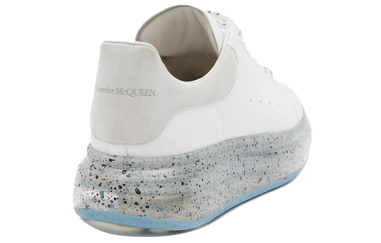 Shop Zapatillas Alexander McQueen Oversized 'Blanco Azul Salpicado' 625174WHYBB9176