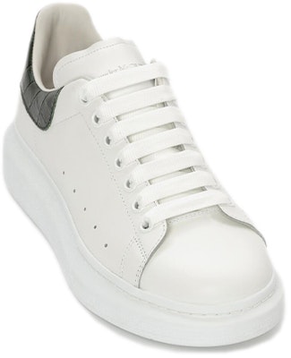 Alexander McQueen Sneakers Oversize 'Putih Hijau Hutan Buaya' 625162WIAFX9448 Lookbook Alexander McQueen Sneakers Oversize 'Putih Hijau Hutan Buaya' 625162WIAFX9448