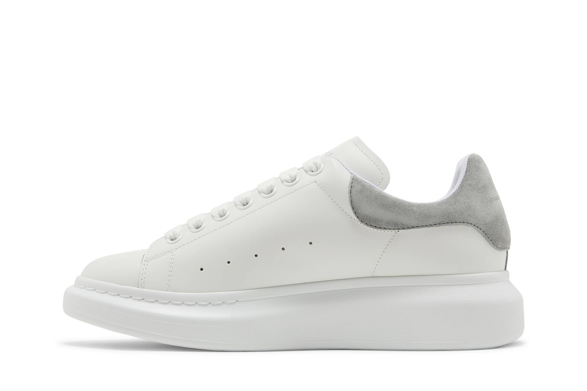 Lookbook Alexander McQueen Sneaker Oversized 'Putih Abu Suede' 634609-WHNBZ-9724