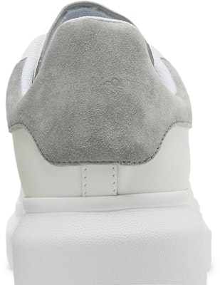Alexander McQueen Oversized Sneaker 'Putih Kelabu Suede' 634609-WHNBZ-9724 Sizing Alexander McQueen Oversized Sneaker 'Putih Kelabu Suede' 634609-WHNBZ-9724