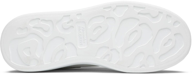 Alexander McQueen Oversized Sneaker 'Putih Iridescent' 561580WHVI59375 Shop Alexander McQueen Oversized Sneaker 'Putih Iridescent' 561580WHVI59375