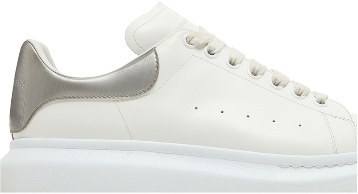 알렉산더 맥퀸 오버사이즈 스니커즈 '화이트 메탈릭' 586204-WIBNR-9732 Order 알렉산더 맥퀸 오버사이즈 스니커즈 '화이트 메탈릭' 586204-WIBNR-9732