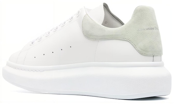 Alexander McQueen Sneaker Oversized 'White Opal' Putih Opal 727388-WIBN2-8935 Lookbook Alexander McQueen Sneaker Oversized 'White Opal' Putih Opal 727388-WIBN2-8935