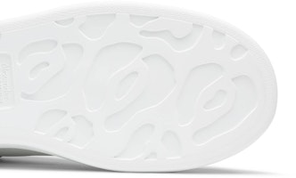 알렉산더 맥퀸 오버사이즈 스니커즈 '화이트 파리 블루' 553680WHGP79086 Purchase 알렉산더 맥퀸 오버사이즈 스니커즈 '화이트 파리 블루' 553680WHGP79086