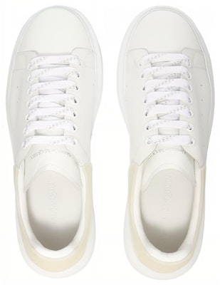 Alexander McQueen Sepatu Oversized 'White Pearl' 625156WHXMT9440 Lookbook Alexander McQueen Sepatu Oversized 'White Pearl' 625156WHXMT9440