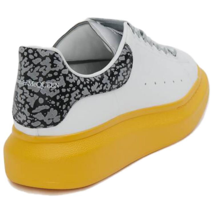 Alexander McQueen Oversized Sneaker 'White Pop Yellow' 圖 4