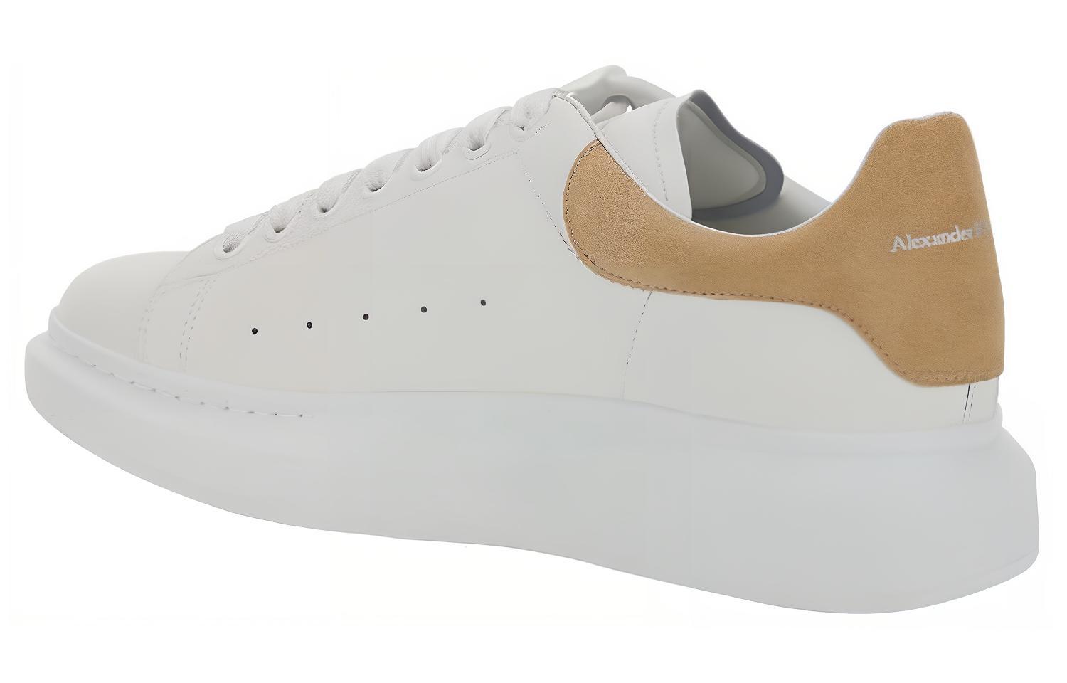 Shop Alexander McQueen Kasut Oversized 'Putih Safari' 727388WIE9K8735