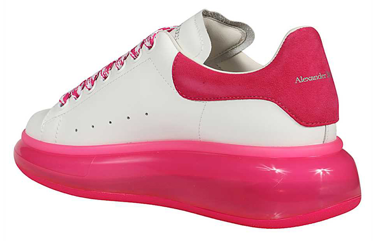 Shop Alexander McQueen Kasut Oversized 'Putih Shock Pink' 611698-WHXMA-9391