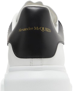 Alexander McQueen Oversized Sneaker 'Putih Vanilla' 727388WHGP58933 Sizing Alexander McQueen Oversized Sneaker 'Putih Vanilla' 727388WHGP58933