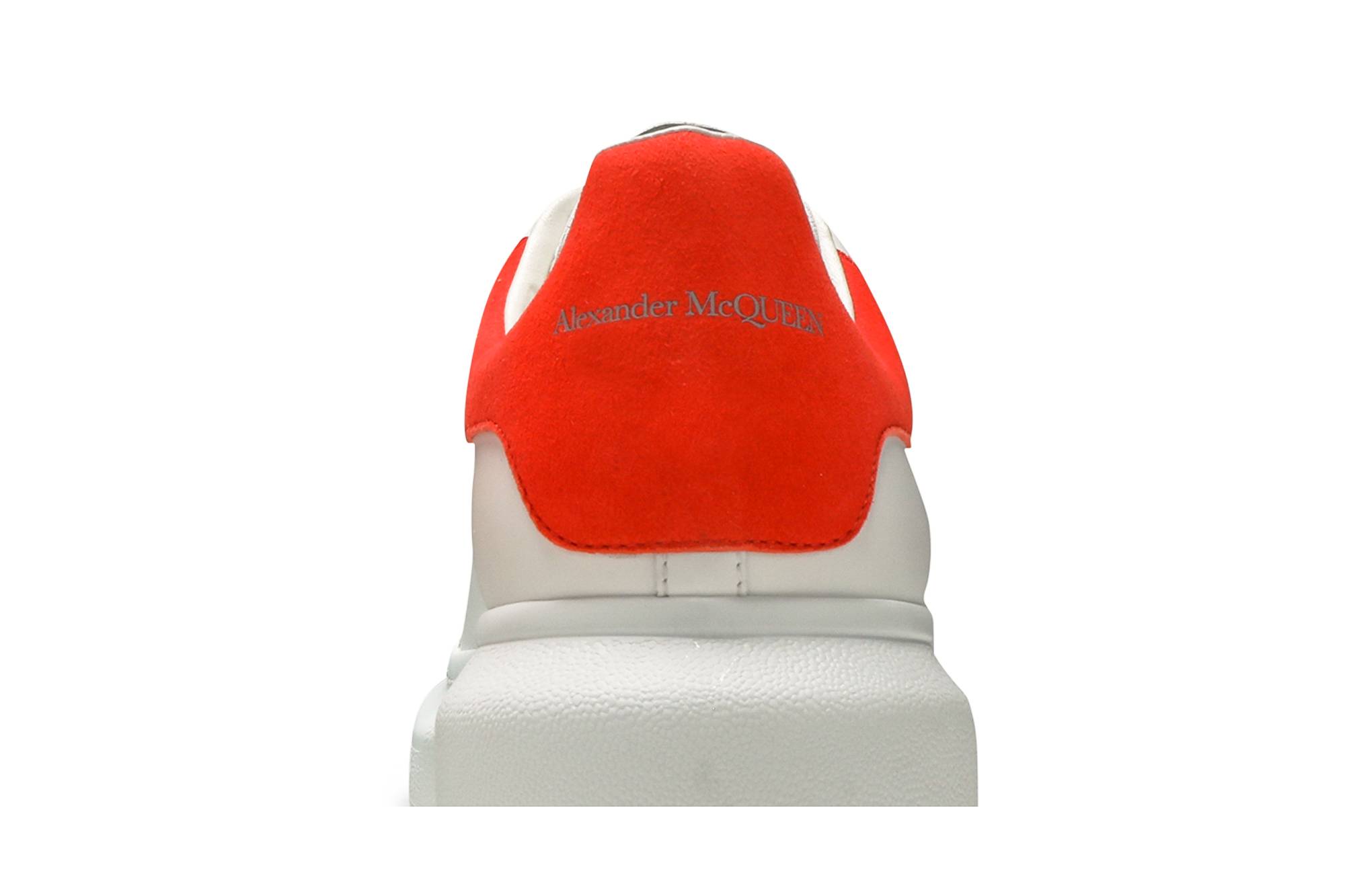 Sizing Alexander McQueen Sneakers Oversized 'Putih Oren Hangat' 553680WHGP79345