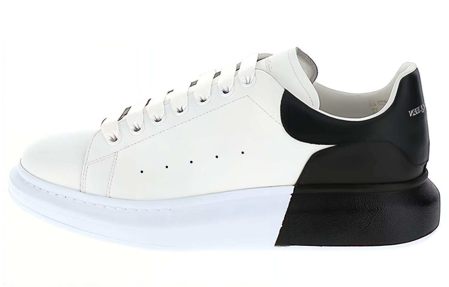 Buy Alexander McQueen Sepatu Oversized 'Putih Hitam' 556278WHGP59061