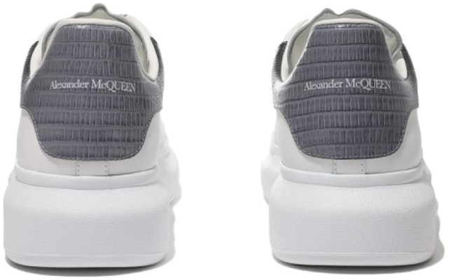Alexander McQueen Sepatu Oversized 'Putih Hitam' 625162WICGA9154 Purchase Alexander McQueen Sepatu Oversized 'Putih Hitam' 625162WICGA9154