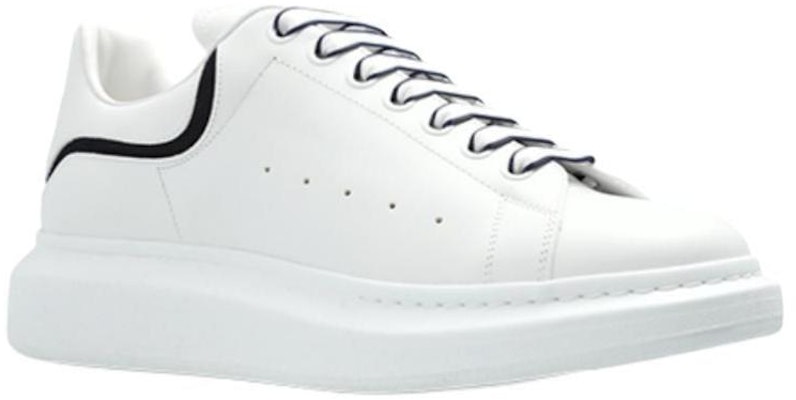 Alexander McQueen Oversized White Black Stripe 794506WIEEW9095 Lookbook Alexander McQueen Oversized White Black Stripe 794506WIEEW9095