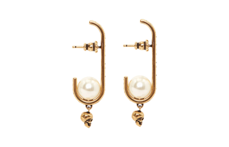 Alexander McQueen Pearl Skull Earrings in Antique Gold. 667546J160Z4039
