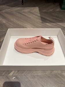 알렉산더 맥퀸 핑크 플랫폼 633902WHZ62 Buy 알렉산더 맥퀸 핑크 플랫폼 633902WHZ62