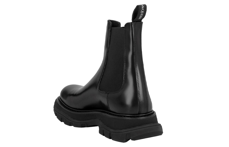 Shop Alexander McQueen Platform Chelsea Boot 'Hitam' 625229WHZ841000