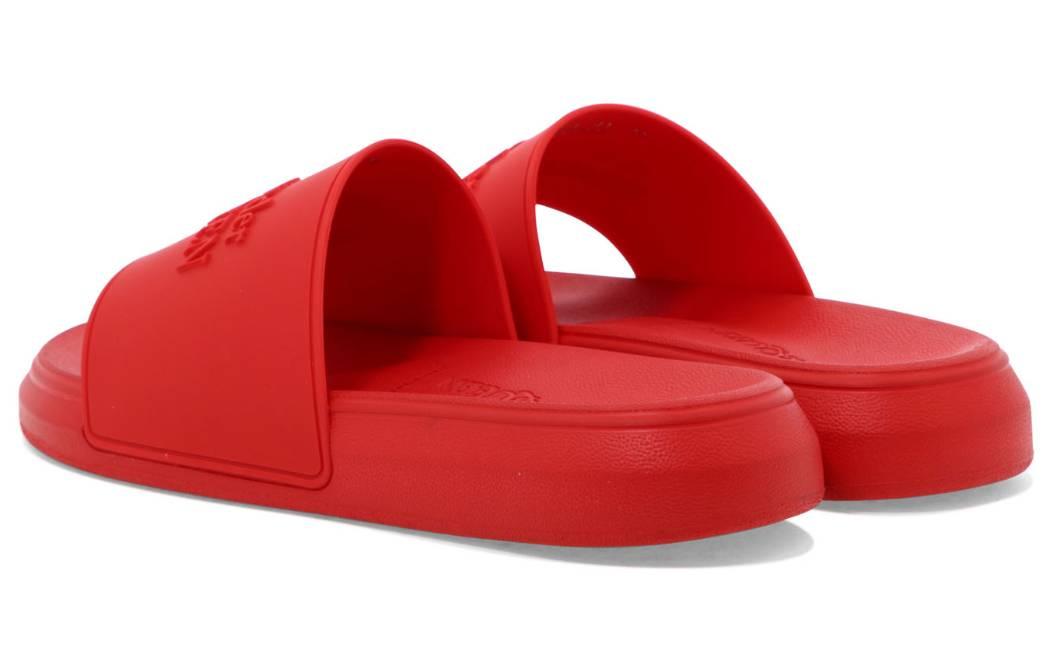 Shop Selipar Kolam Alexander McQueen 'Merah' 663564-W4QS0-6042
