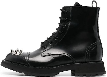 Alexander McQueen Punk Stud Boot Hitam 705080WIC631081 Buy Alexander McQueen Punk Stud Boot Hitam 705080WIC631081
