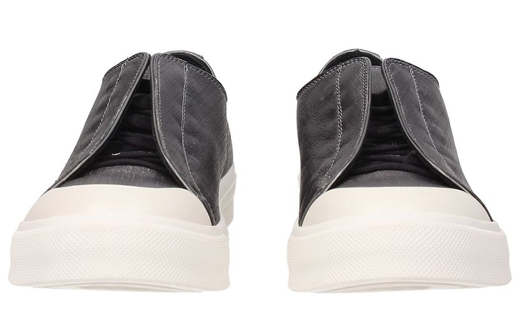 Shop Alexander McQueen Retro ''Schwarz Metallic'' 462764WHJ8M9268