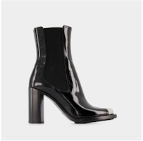 Alexander McQueen Sandal 'Black Silver Leather' 6826831YBA7380040 Alexander McQueen Sandal 'Black Silver Leather' 6826831YBA7380040