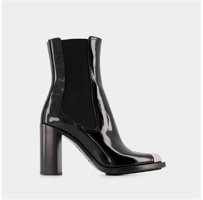Sandal Alexander McQueen 'Kulit Hitam Perak' 6826831YBA7380040 Buy Sandal Alexander McQueen 'Kulit Hitam Perak' 6826831YBA7380040