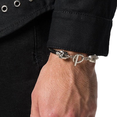 Alexander McQueen Silver Skull Buckle Leather Bracelet 554600J127I-1000 Lookbook Alexander McQueen Silver Skull Buckle Leather Bracelet 554600J127I-1000