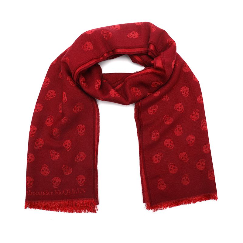 Lookbook 알렉산더 맥퀸 해골 양모 실크 스카프 유니섹스 딥레드 커플 스타일. 5577054617Q6274