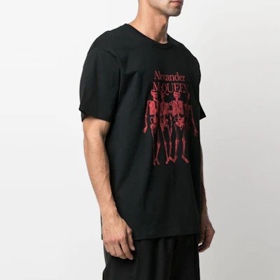 Alexander McQueen Skull Logo Graphic T-Shirt Black 662547-QRZ61-0901 Shop Alexander McQueen Skull Logo Graphic T-Shirt Black 662547-QRZ61-0901