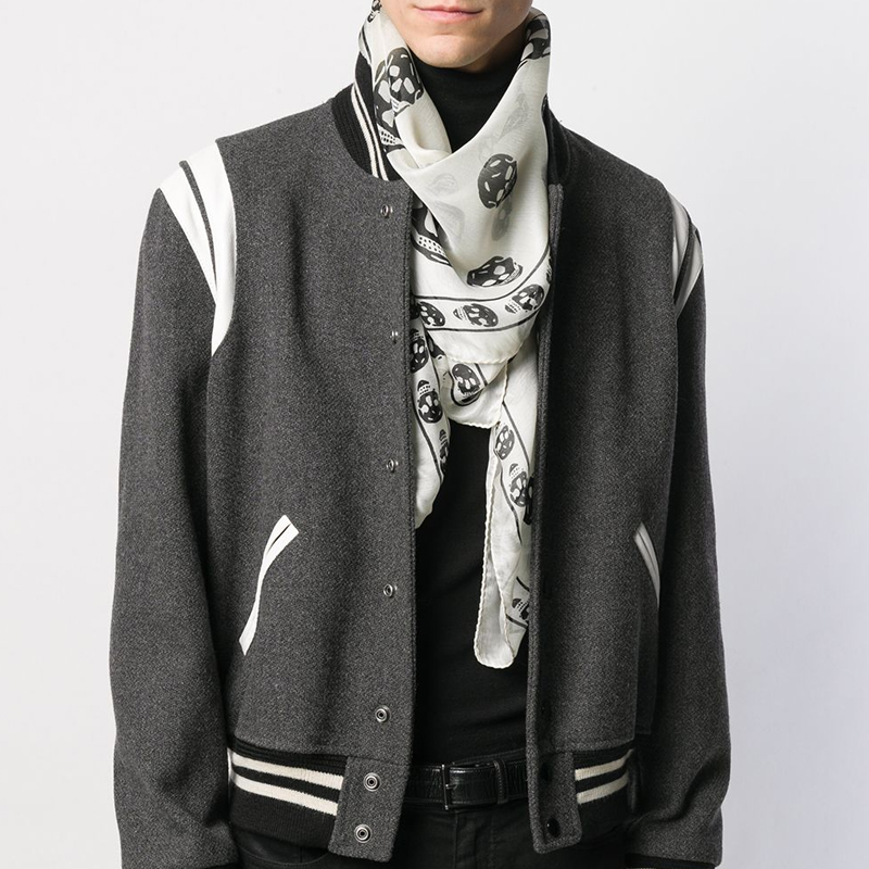 Purchase 亞歷山大·麥昆 白色絲巾 骷髏圖案 5577174Q0609260