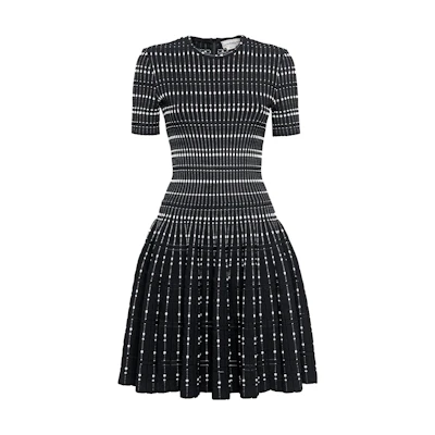 Alexander McQueen Slim Fit Ribbed Crewneck Short Sleeve Dress Black 760636-Q1A6P-1104