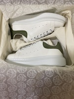 Alexander McQueen Sneaker 'Green Suede Tail' JCMQ101453A Alexander McQueen Sneaker 'Green Suede Tail' JCMQ101453A