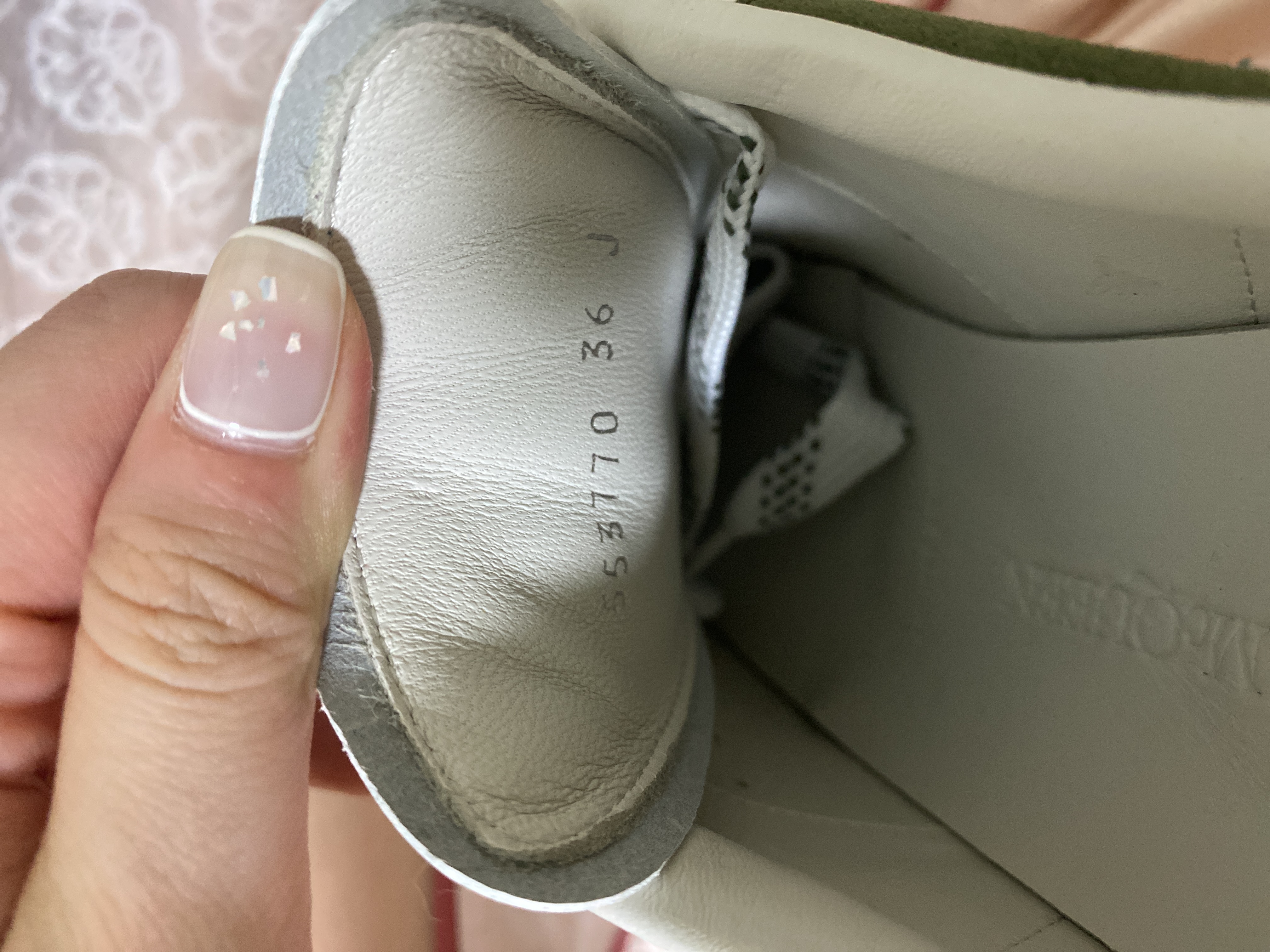 Order Alexander McQueen Sepatu 'Green Suede Tail' JCMQ101453A